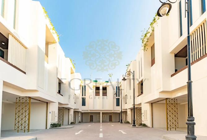 943643 - Property Image 2