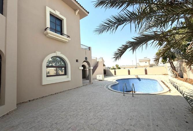 945498 - Property Main Image