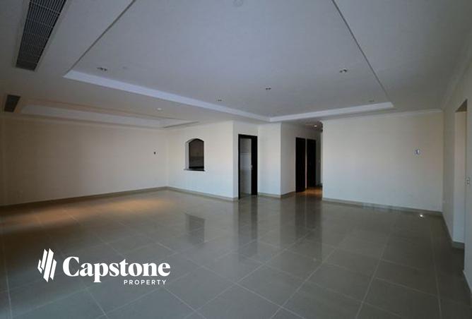 955797 - Property Main Image