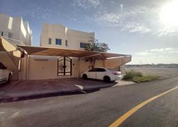 صورةمنزل خارجي لـ: فيلا - 4 غرف نوم - 4 حمامات للكراء في حدائق العين - عين خالد - عين خالد - الدوحة, صورة 1