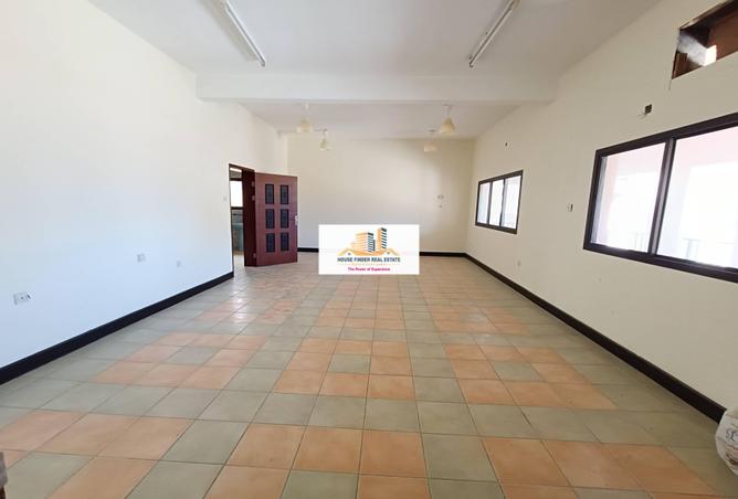 940637 - Property Main Image