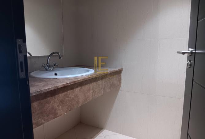 881975 - Property Image 3