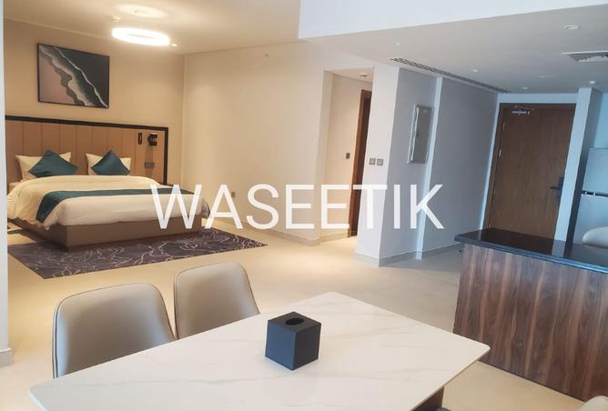 967380 - Property Image 3