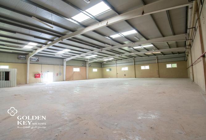 907179 - Property Image 2