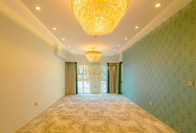 984565 - Property Image 2