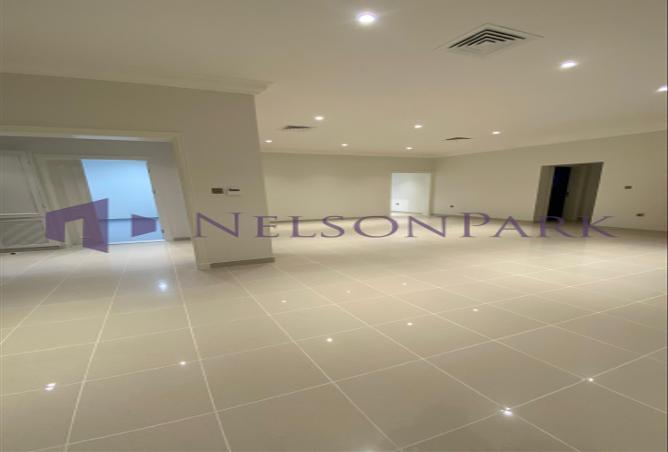 935406 - Property Image 3