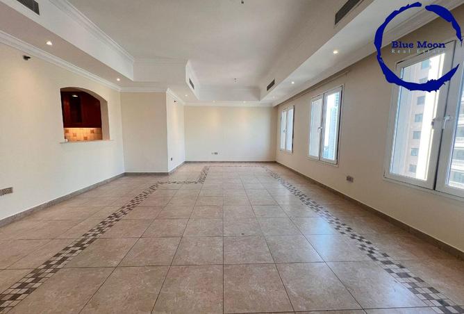 924683 - Property Image 2