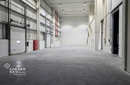 Warehouse - Studio for rent in Al Kheesa - Al Kheesa - Umm Salal Mohammed