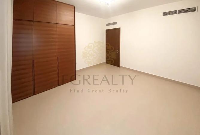 953713 - Property Image 3