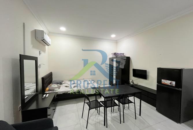 967268 - Property Image 3