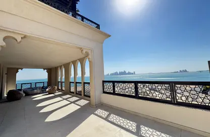 Apartment - 2 Bedrooms - 3 Bathrooms for rent in La Plage South - La Plage - The Pearl Island - Doha