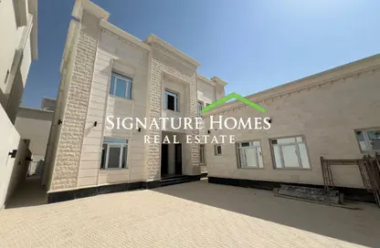 Villa - 7 Bedrooms - 7+ Bathrooms for sale in Izghawa - Izghawa - Doha
