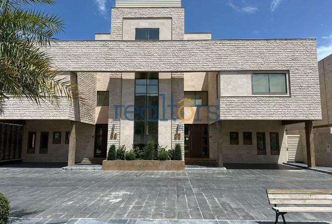 954854 - Property Main Image