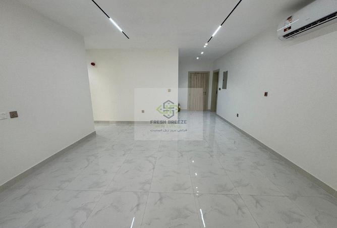 966866 - Property Image 2