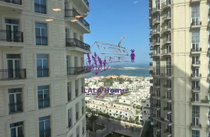 Apartment - 2 Bedrooms - 4 Bathrooms for rent in Floresta Gardens - Floresta Gardens - The Pearl Island - Doha