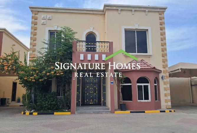 968037 - Property Image 2