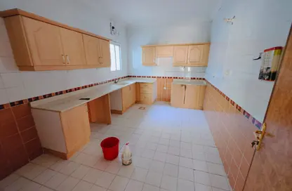 Apartment - 2 Bedrooms - 2 Bathrooms for rent in Al Nasr Street - Al Nasr - Doha