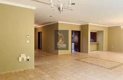 مجمع سكني - 3 غرف نوم - 4 حمامات للايجار في فلل عين خالد - عين خالد - الدوحة