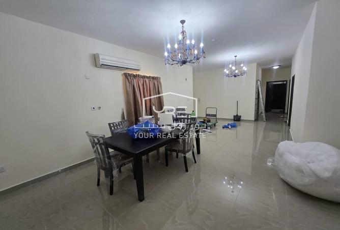 935619 - Property Image 2