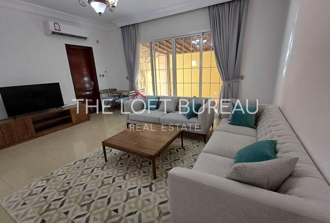 953837 - Property Image 2
