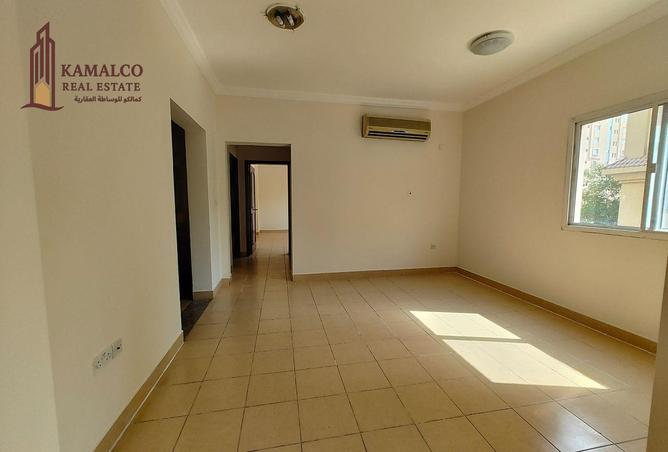 963853 - Property Image 2