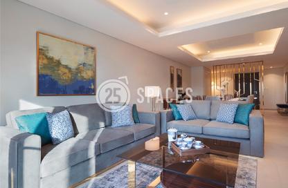 Townhouse - 2 Bedrooms - 3 Bathrooms for rent in Abraj Bay - Abraj Quartiers - The Pearl Island - Doha