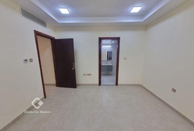949576 - Property Image 2