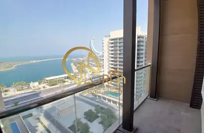 Apartment - 2 Bedrooms - 2 Bathrooms for rent in Lusail Marina Heights - Marina District - Lusail