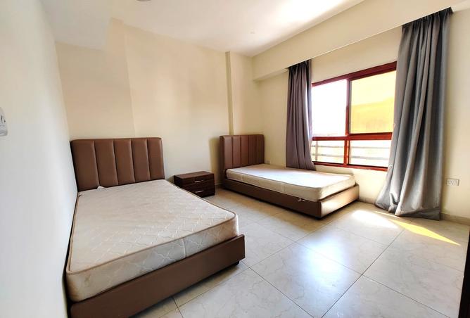 935421 - Property Image 3