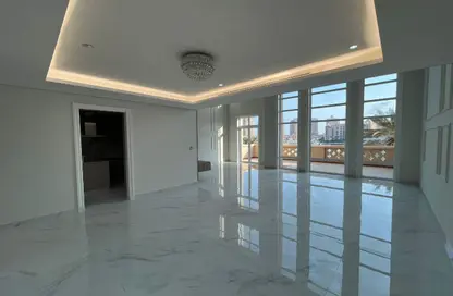 تاون هاوس - 4 غرف نوم - 5 حمامات للبيع في طريق بورتو الغربي - بورتو أرابيا - جزيرة اللؤلؤة - الدوحة