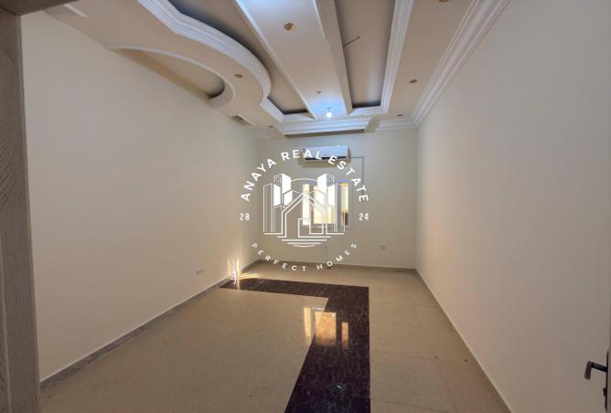 995040 - Property Image 3