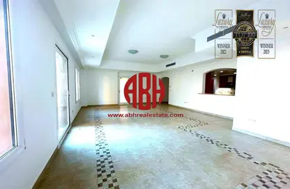 شقة - 3 غرف نوم - 4 حمامات للايجار في بوابة المارينا - بورتو أرابيا - جزيرة اللؤلؤة - الدوحة