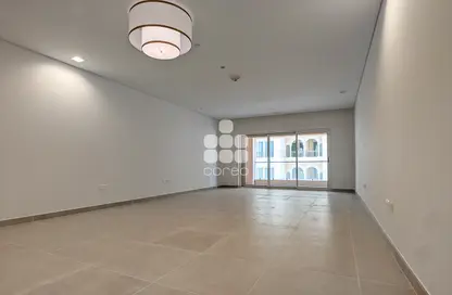 Apartment - Studio - 1 Bathroom for rent in Al Mutahidah Tower - Viva Bahriyah - The Pearl Island - Doha