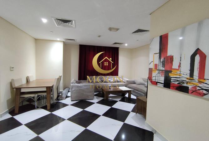 933256 - Property Image 2