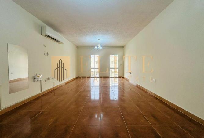 982937 - Property Main Image