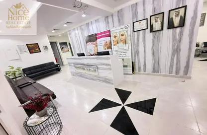 Shop - Studio - 2 Bathrooms for sale in Al Duhail - Doha