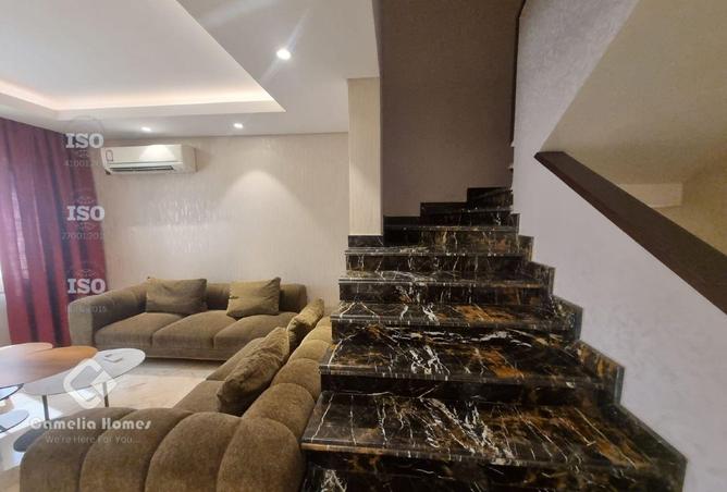 988077 - Property Image 3