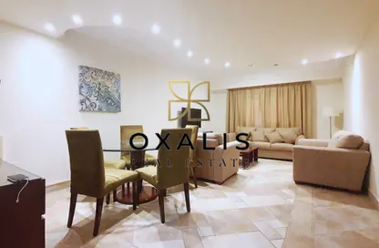 Apartment - 2 Bedrooms - 3 Bathrooms for rent in Al Sadd - Al Sadd - Doha