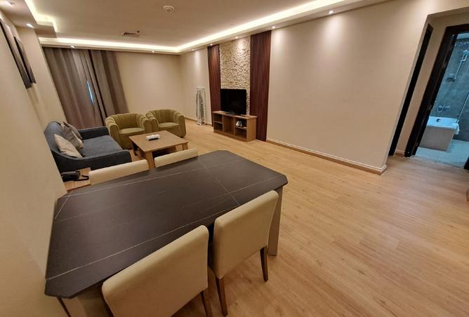 992262 - Property Image 2