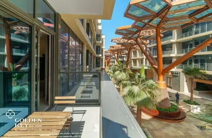 Apartment - 1 Bedroom - 2 Bathrooms for rent in Gewan Island - The Pearl Island - Doha