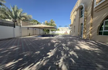 Villa - 6 Bedrooms - 6 Bathrooms for rent in West Bay Tower - West Bay - West Bay - Doha