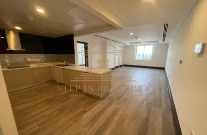 شقة - غرفة نوم - 2 حمامات للايجار في فيفا غرب - فيفا بحرية - جزيرة اللؤلؤة - الدوحة