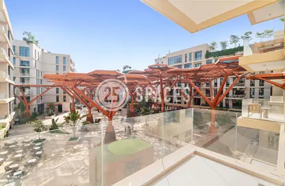 Apartment - 1 Bedroom - 2 Bathrooms for rent in Gewan Island - The Pearl Island - Doha