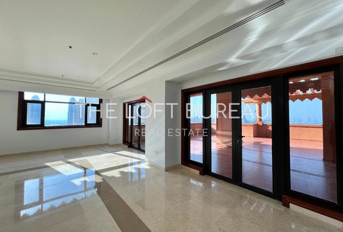 953808 - Property Image 3