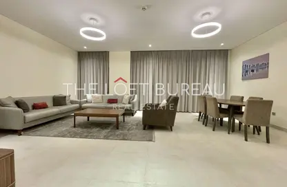 Apartment - 3 Bedrooms - 5 Bathrooms for rent in West Walk - Al Waab - Doha