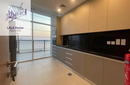 Penthouse - 3 Bedrooms - 4 Bathrooms for rent in Floresta Gardens - Floresta Gardens - The Pearl Island - Doha