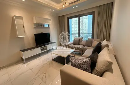 Apartment - 2 Bedrooms - 2 Bathrooms for rent in Giardino Gardens - Giardino Villas - The Pearl Island - Doha Apartment - 2 Bedrooms - 2 Bathrooms for rent in Giardino Gardens - Giardino Villas - The Pearl Island - Doha