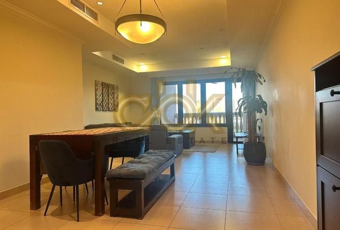 957694 - Property Image 2