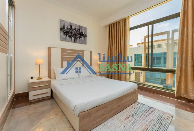 922418 - Property Image 3