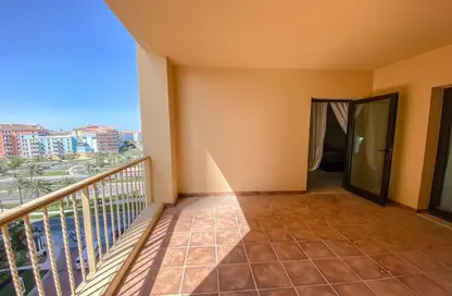 Apartment - 1 Bedroom - 2 Bathrooms for rent in East Porto Drive - Porto Arabia - The Pearl Island - Doha
